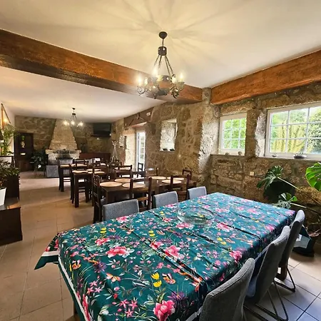 Casa De Emaus - Geres 特拉什杜博鲁